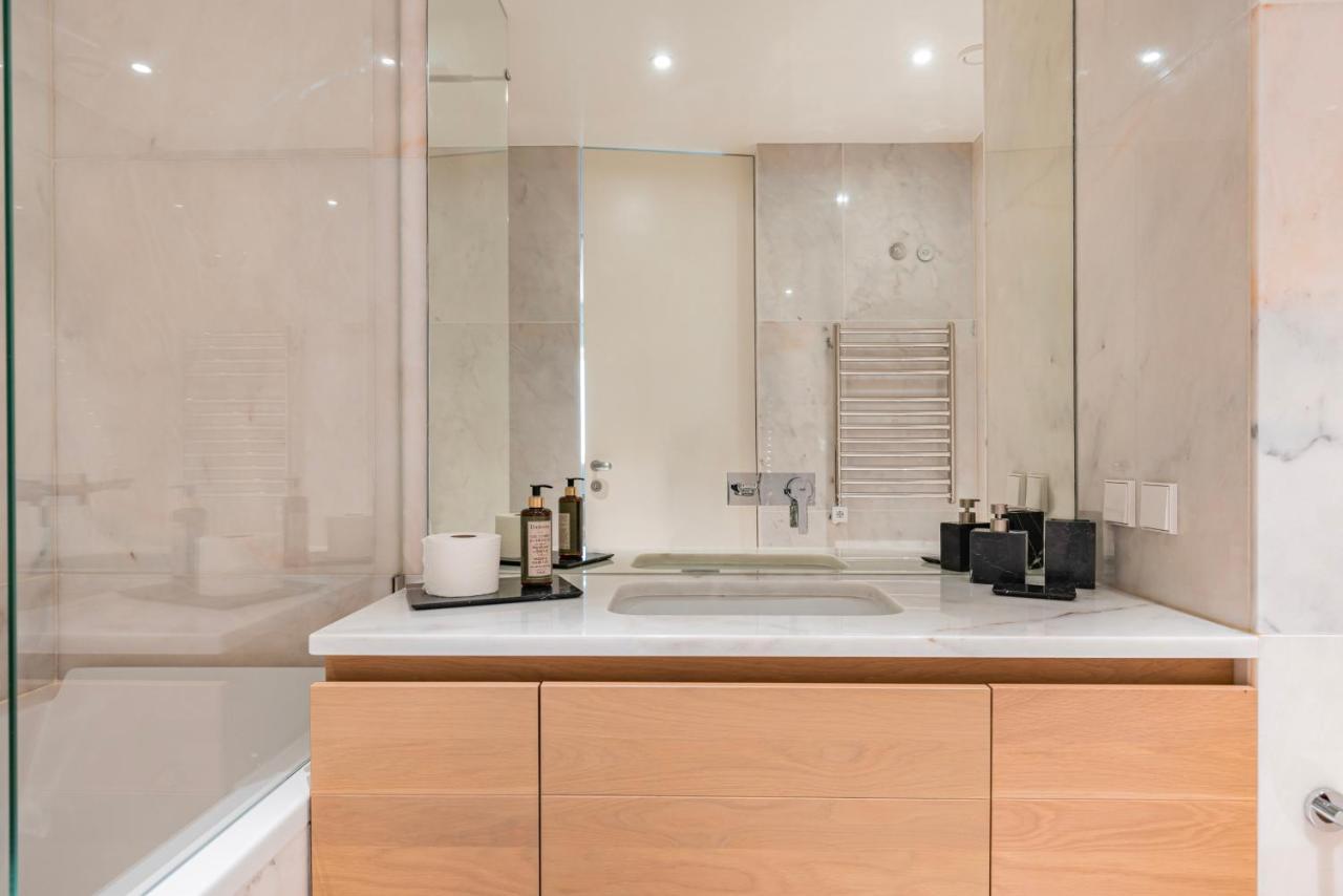 Liberdade Elegance W/Rooftop Pool By Lovelystay Lisbon Exterior photo